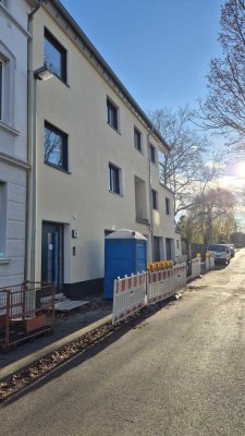 3-Zimmer-Wohnung      - Neubau Erstbezug -