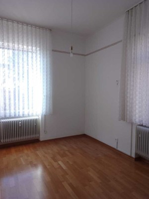 Schöne, ruhig gelegene 4-Zimmer-Wohnung in Top-Lage