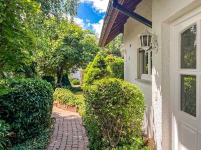 Hochwertig renoviertes Einfamilienhaus zur Miete!