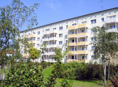 EB-Berg 3-Raum-Wohnung mit Balkon