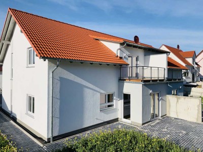 Schöne Erdgeschosswohnung mit Garten