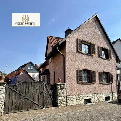 Exklusives EFH mit Einliegerwohnung, Wellnessbereich & Doppelzugang in Burgholzhausen zu verkaufen!