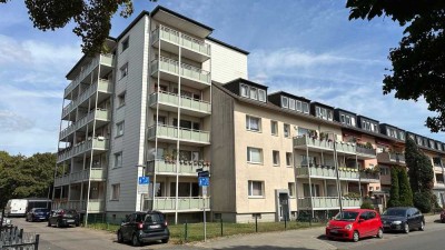 Gut aufgeteilte 3-Zimmer-Wohnung mit Aufzug in ruhiger Seitenstraße