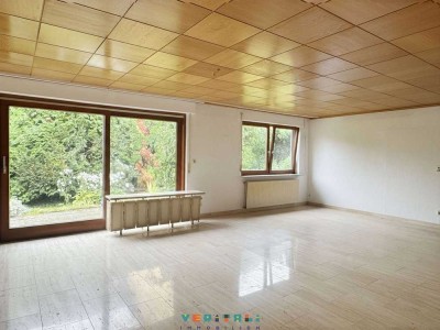 Einfamilienhaus mit großem Garten, Panomaraterrasse und Ausbaureserve