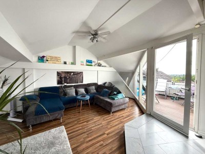 Stilvolle und gemütliche Wohnung mit Dachterrasse in ruhiger Lage
