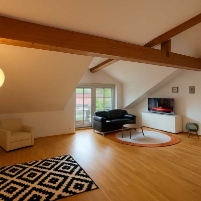 Wunderschöne vermietete DG-Wohnung zu verkaufen.