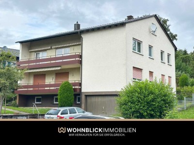 *Geräumiges Zweifamilienhaus mit großem Grundstück und Ausbaupotenzial in Zaisenhausen*