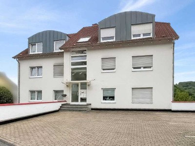 2,5-Zimmer-Wohnung in Gevelsberg mit großer Loggia am Hang und wunderbarem Blick ins Grüne