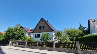 Freistehendes Einfamilienhaus mit großem Garten in München-Allach – ideal für Familien oder WG