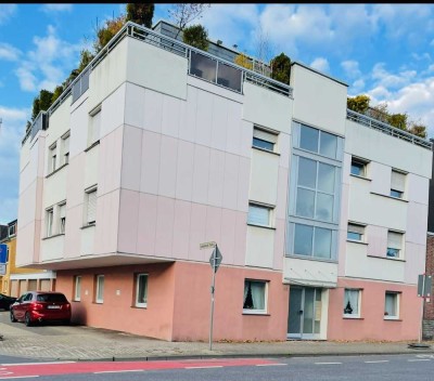 EG-EIGENTUMSWOHNUNG mit Terrasse und Garage * ca. 128 m² * / Tauschwohnung ca. 60 m² gesucht!