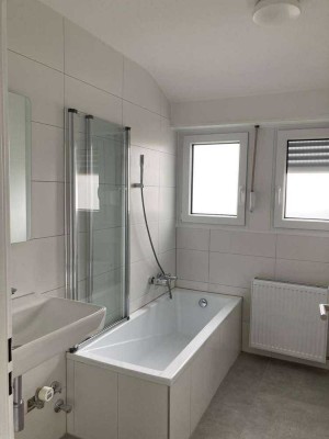 Moderne 3-Zimmer Wohnung mit Balkon und Blick auf die Weinberge