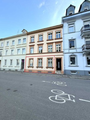 Innenstadt - 3-Zimmer-Wohnung im Erdgeschoss mit Blick ins Grüne!
