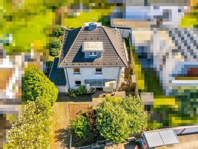 Leverkusen-Opladen: Freistehendes und freiwerdendes Einfamilienhaus in zentrumsnaher Lage!
