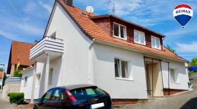 Saniertes Einfamilienhaus mit Garage