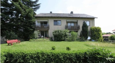 Zum Kauf: 2 Wohneinheiten in einem Haus - ruhige Balkonwohnung 1.OG +Dachgeschosswohnung