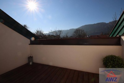 Tiefgraben am MONDSEE: Verkaufe wunderschöne, großzügige 2-3 Zimmerwohnung mit 2 Balkone und Aussicht