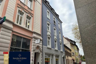 Möblierte Dachgeschosswohnung in der Freiburger Altstadt zur Miete