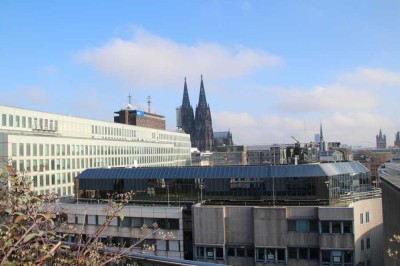 Außergewöhnliches Penthouse mit Domblick