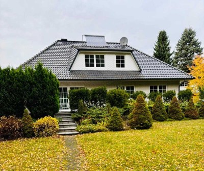 Großzügiges modernes Architektenhaus in idyllischer Lage - provisionsfrei