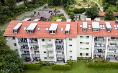 Moderne, großzügige 4,5-Raum-Hochparterre-Wohnung mit Südwest-Balkon in Garmisch-Partenkirchen