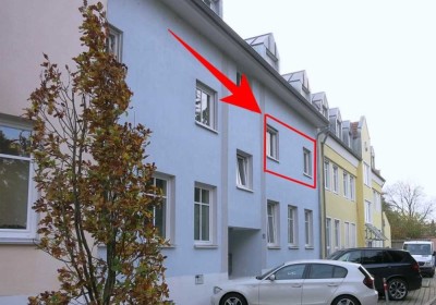 ruhige 2-Zi-Wohnung im Zentrum von DGF, 1.OG, EBK, Speis, Bad mit Fenster, Balkon, Kellerraum, TG
