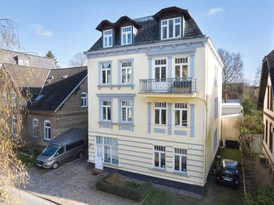 RESERVIERT: Charmante Altbauwohnung in traumhafter Lage auf der Westlichen-Höhe