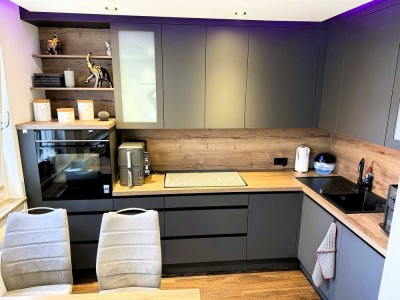 Exklusive Designwohnung mit 3-Zimmern und Loggia in zentraler Bestlage mit See- und Schlossblick.