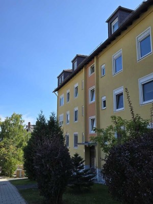 Sofort beziehbar: Gepflegte 3 Zi.-ETW mit Balkon u. Weitblick in Hof/Saale!