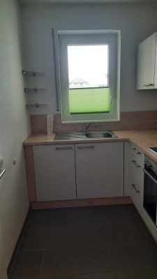 Ansprechende 2-Zimmer-EG-Wohnung mit EBK in Weisenheim am Sand