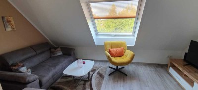 Stilvolle,voll möblierte Wohnung mit Balkon in zentraler Lage
