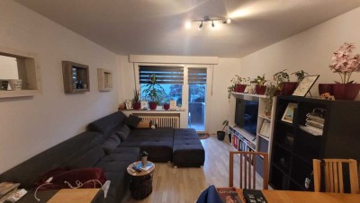 Wohnung im Hochparterre eines 6-Familienhauses mit Balkon