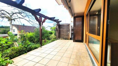 Familienfreundliches Einfamilienhaus mit Balkon und Garten in ruhiger Wohnlage