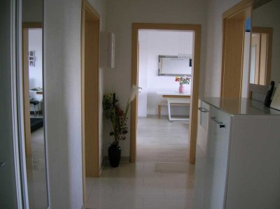 Sonnige 4-Zimmer Wohnung mit Südbalkon in zentraler Lage "von PRIVAT" (frei ab 01.11.25)