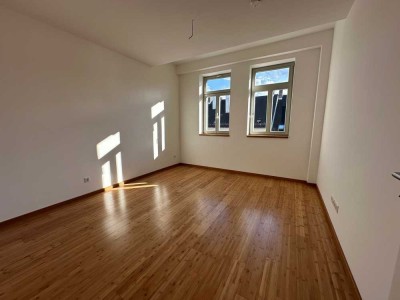 Helle, neu sanierte 3-Zimmer-Wohnung mit Balkon in Chemnitz