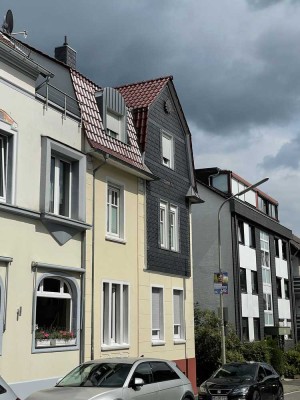 Altbergische Eleganz trifft zeitlose Moderne – Stilvolles Stadtwohnen in Leichlingen