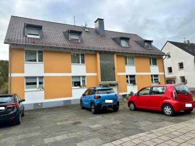 Exklusive, sanierte 3-Raum-DG-Wohnung in Köln Lind