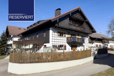 +RESERVIERT+ Gemütliche 3-Zimmer Dachgeschosswohnung mit Balkon in Seenähe
