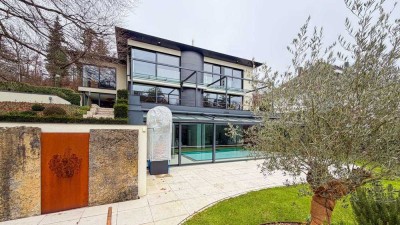 Eine Seltenheit am Immobilienmarkt - Modernes Luxusanwesen mit Swimmingpool