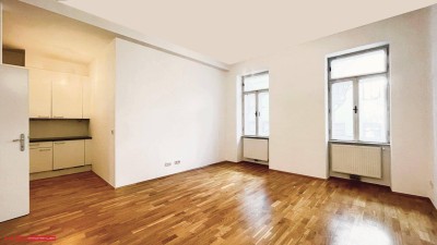 TOPPREIS - KARDINAL NAGL PLATZ - SCHÖNE ALTBAUWOHNUNG - U3 - RENOVIERTES STILHAUS - GRÜNBLICK