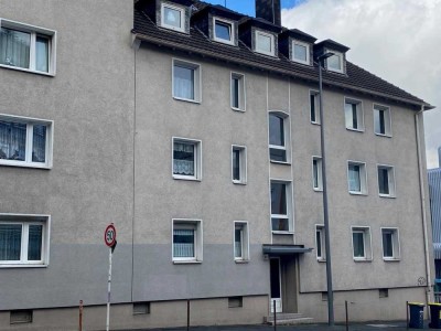 In Uninähe 3-Zimmer-Wohnung in Wuppertal Elberfeld - Wir renovieren für Sie!