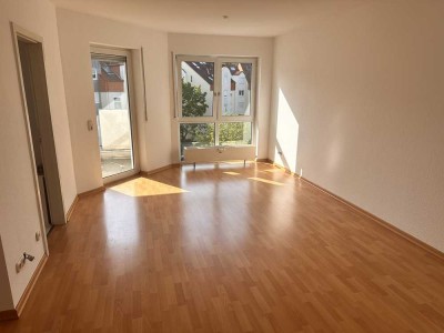 GEMÜTLICHE 2-ZIMMER-WOHNUNG IN BAD SODEN! HIER MACHT DAS WOHNEN FREUDE!