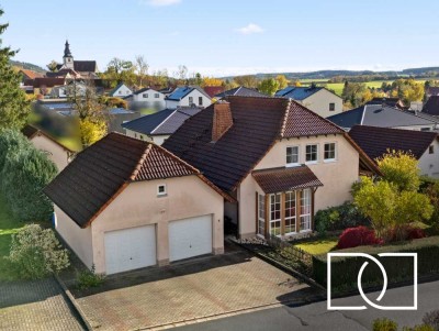 Ruhige Lage! Gepflegtes Einfamilienhaus mit großer Südwest-Terrasse und tollem Garten