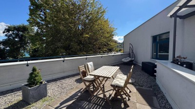 Sonnenverwöhnte Wohnung mit Panoramaterrasse &amp; Seeblick