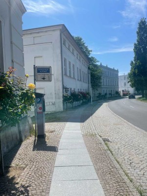 Leben mit großem Balkon- Am 31.08.2025 -12-16h- veranstalten wir den "3. Tag der offenen Tür"