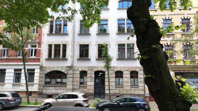 Charmante 2-Raumwohnung in denkmalgeschütztem Mehrfamilienhaus in Stötteritz
