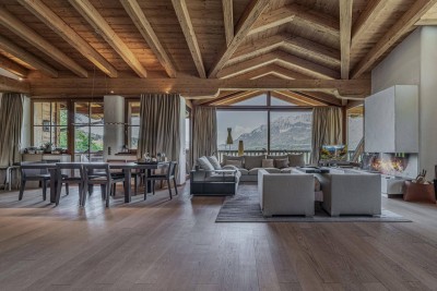 Luxuswohnung mit Hallenbad direkt an der Skipiste