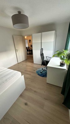 1 WG-Zimmer, 14qm, Stuttgart Bad Cannstatt, neu renoviert, möbliert