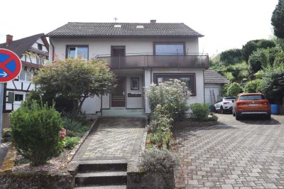 Mehrfamilienhaus ( 3 Wohneinheiten) in sehr schöner Lage