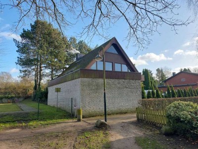 Kisdorf: Großes Einfamilienhaus in ruhiger Lage mit Potential - provisionsfrei!