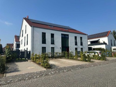 Zentrale moderne 3 Zimmer Wohnung in Lienen mit Terrasse, Garten, Stellplatz,  ggf. mit Küche